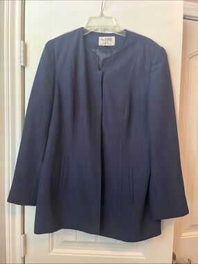 Kasper Women’s Navy Collarless Blazer Jacket